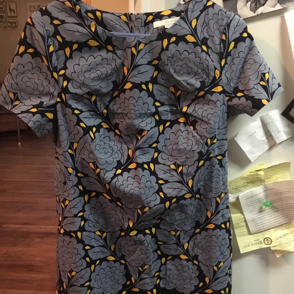 BRAND NEW WITH TAGS! CUTE WORK DRESS!